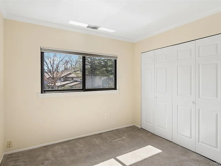 87 Northgate Cir — Photo 8
