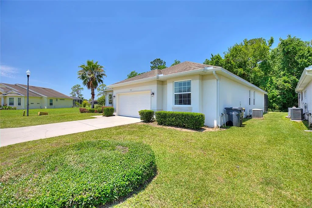 4 bed, 3.0 bath, 2640 sqft, $3,250 — Photo 1