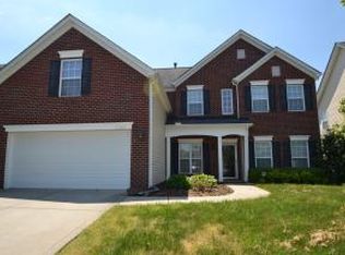 10601 Bere Island Dr, Charlotte, NC 28278