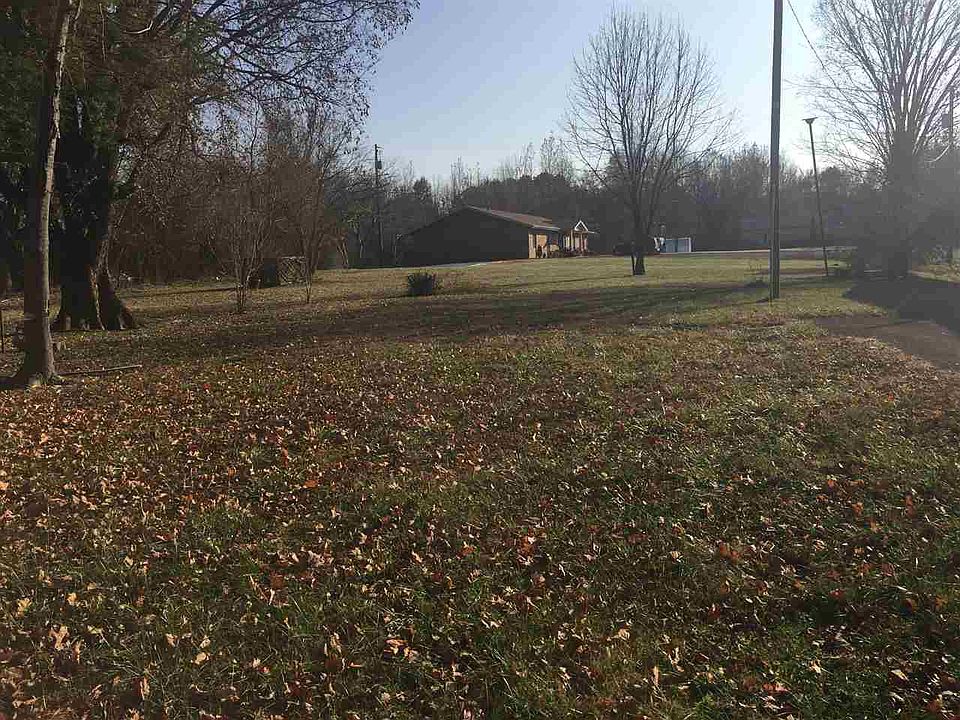 1st image of 512 Hopkinsville St
