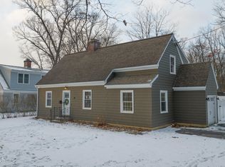 29 Lefferts St, Saratoga Springs, NY 12866