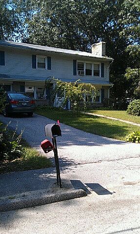 Front of house from L corner