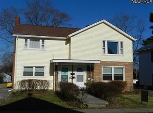 48 School St, Hubbard, OH