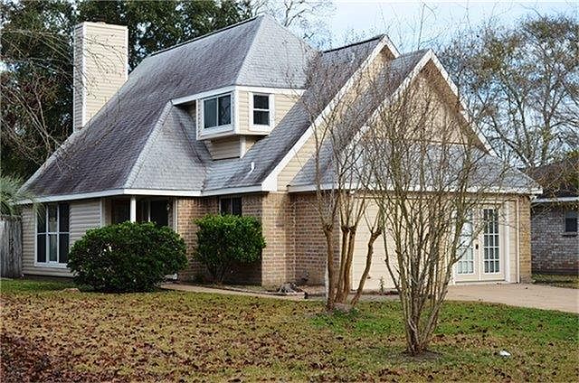 1st image of 2902 Tarpon Dr