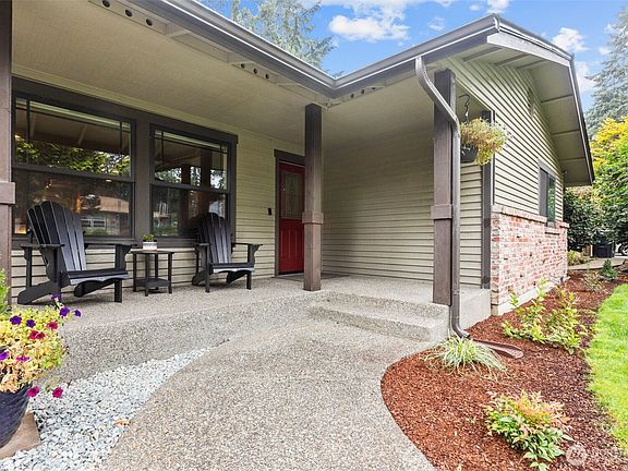 2nd image of 16317 97th Avenue Ct E
