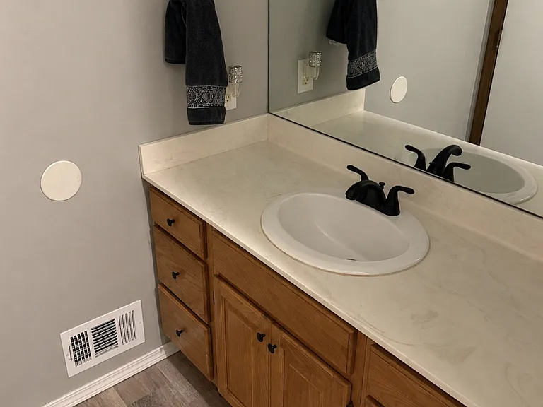 5819 Cresthaven Ln — Photo 9
