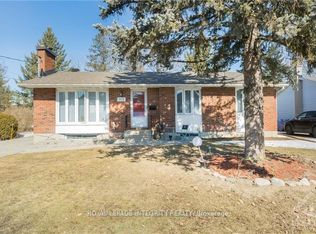 1105 Falaise Rd #B, Ottawa, ON K2E 6R1