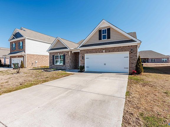 3rd image of 145 Morning Dew Rd