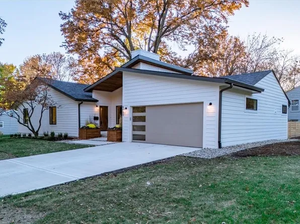 6600 Hodges Dr, Prairie Village, KS 66208