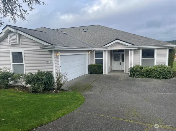 8905 71st Street Ct SW, Lakewood, WA 98498