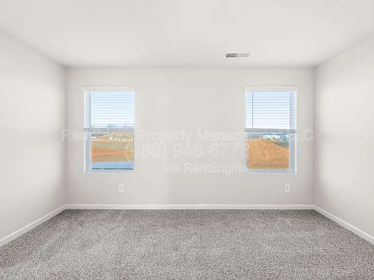 4110 County Down Ave — Photo 11