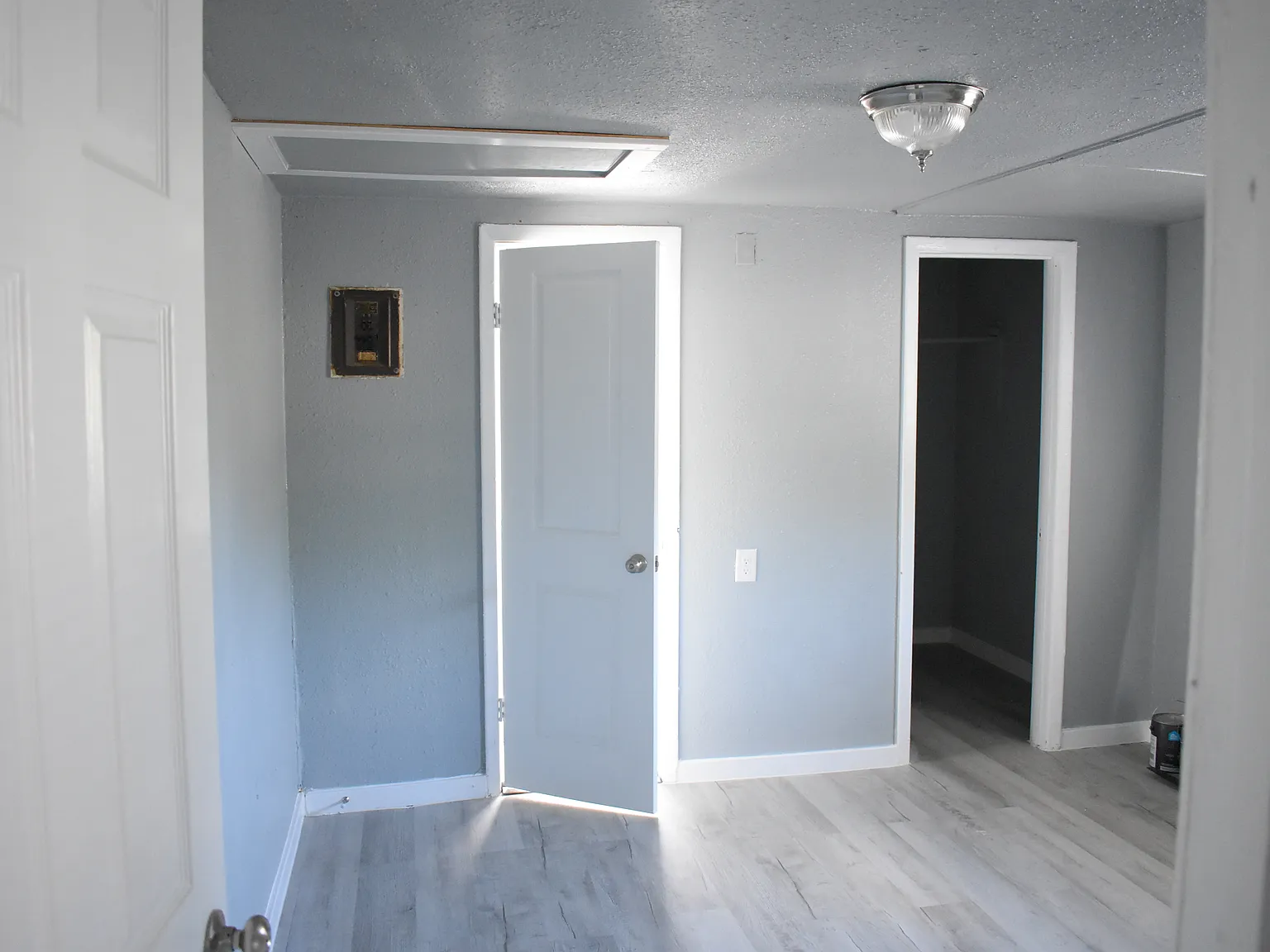 1518 Brown Street - 1 — Photo 2