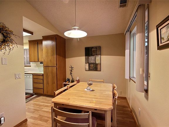 5th image of 25842 118th Pl SE