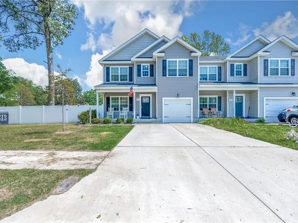 813 Michael Dr, Chesapeake, VA 23323