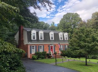 2513 Smithfield Rd, Charlottesville, VA 22901