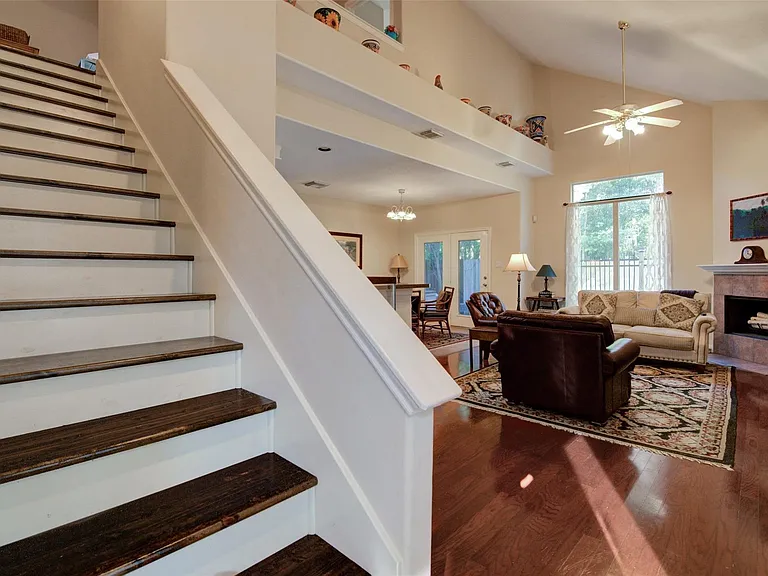 2802 Crescent Star Rd — Photo 3