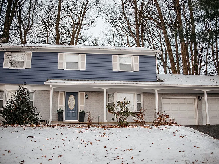 1449 Jill Dr — Photo 1