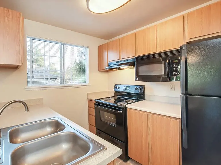 Arbor Square Apartments — Photo 21