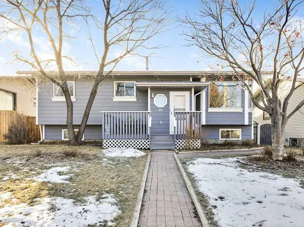 25 N Knight St, Okotoks, AB T1S 1G3