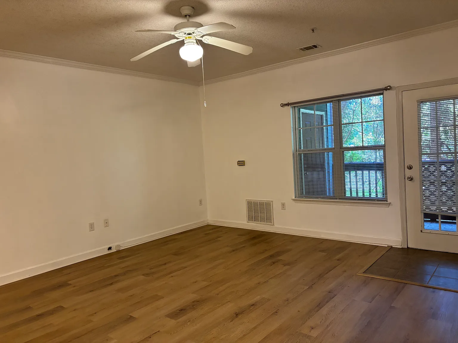 1000 Olde Eastwood Village Blvd — Photo 4
