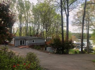 3104 Lakewood Forest Rd, Moneta, VA 24121