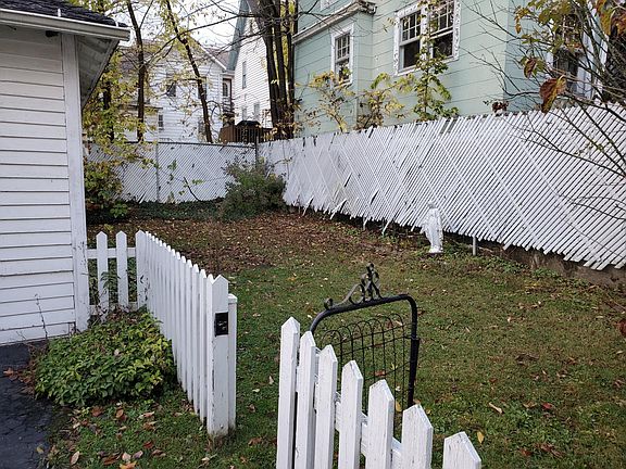Small fenced-in yard.