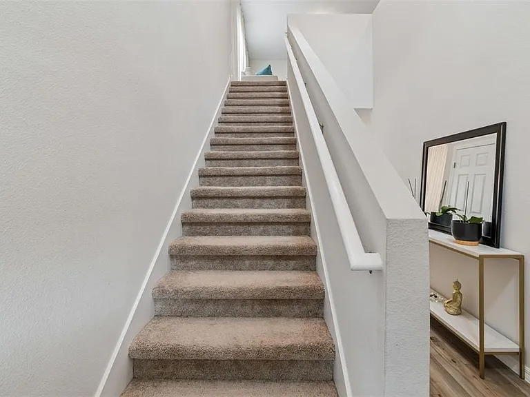 4023 Gardenia Ave — Photo 30