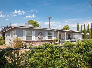 2032 W Houston Ave, Visalia, CA 93291