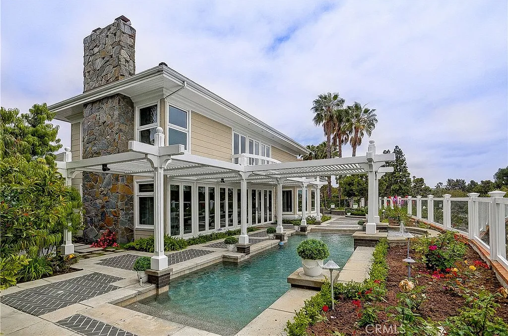 5 bed, 5.5 bath, 5341 sqft, $21,000 — Photo 3