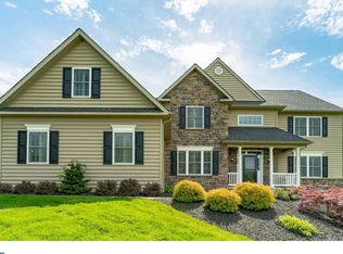 680 Marian Ct, Harleysville, PA 19438