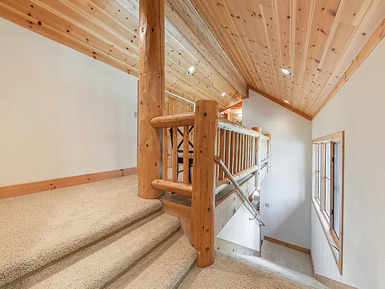 8520 Lahontan Dr — Photo 28