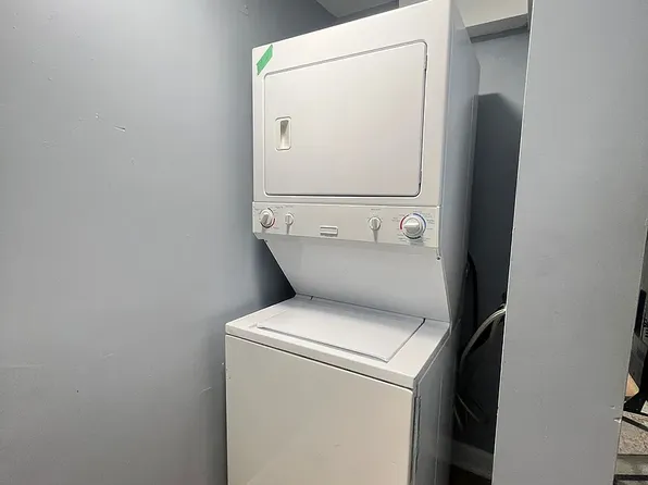 (undisclosed Address), Brampton, ON L7A 2L2
