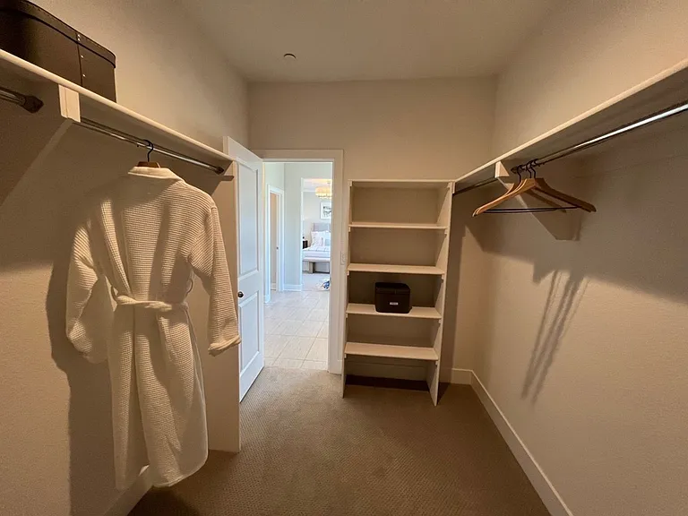 809 Cosmos Dr — Photo 15