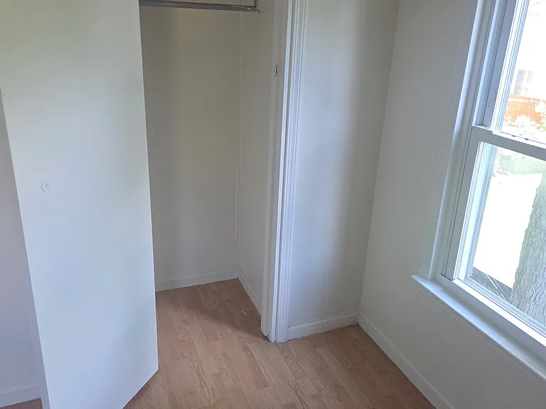 22115 Springbrook Ave — Photo 9