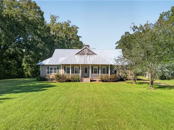 1862 Highway 22 W, Madisonville, LA 70447