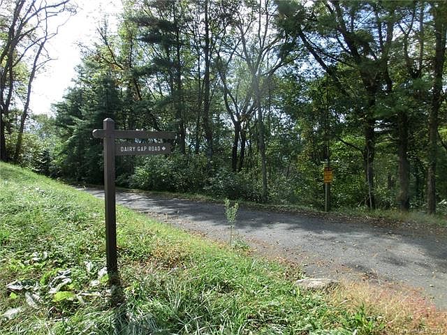 1st image of 116 Carolina Lily Ln
