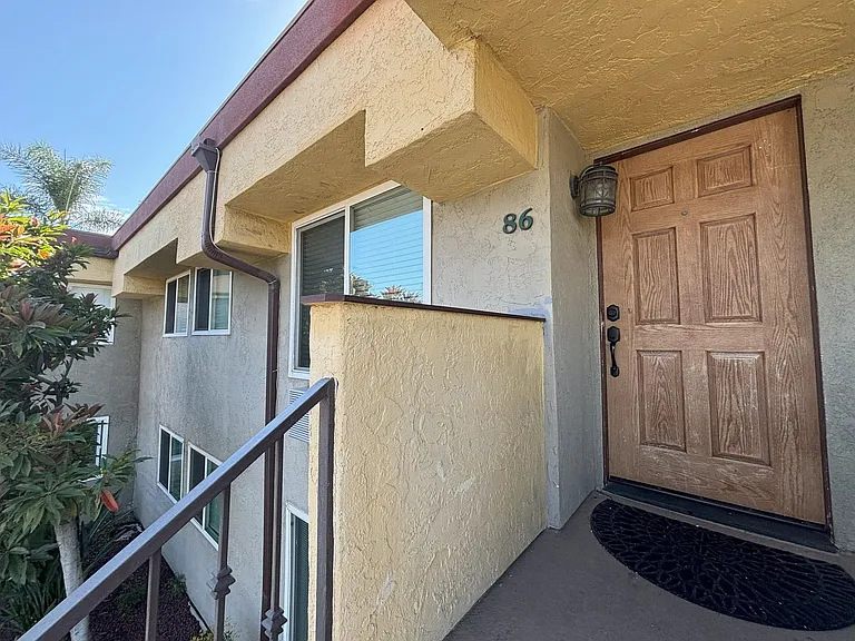 1825 Bayview Heights Dr #86 — Photo 2