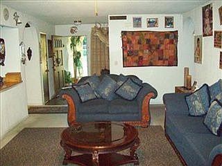 3rd image of 204 San Carlos Way