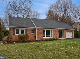 109 Woodlawn Dr, Willow Street, PA