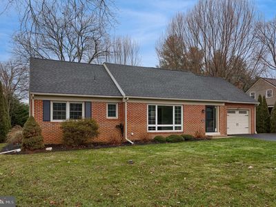 109 Woodlawn Dr, Willow Street, PA, 17584