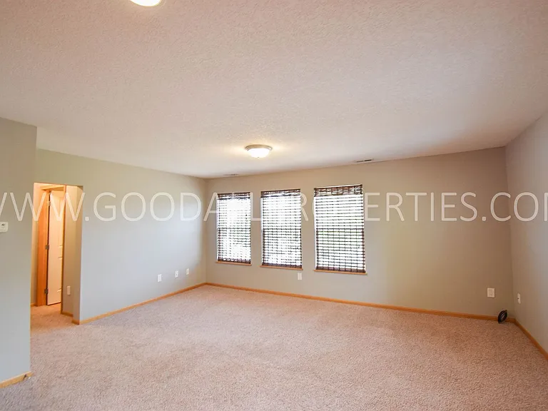 3107 SW Arlan Ln — Photo 3