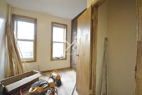 Rented by Yaffa Realty LLC | media 12