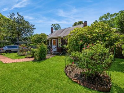 51 W Donellan Road, Hampton Bays, NY, 11946