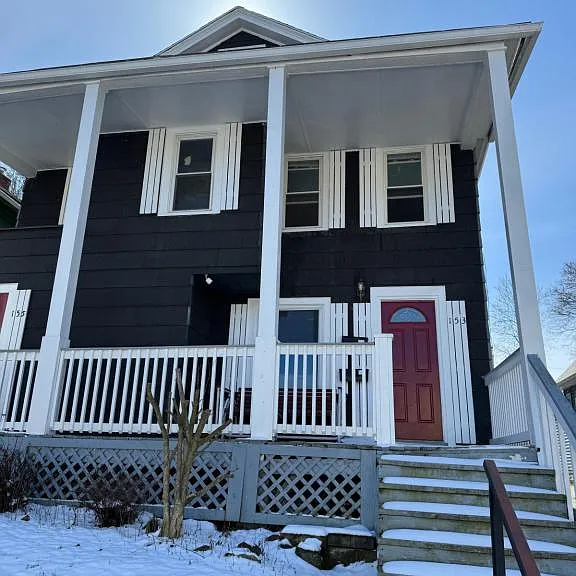 153 Benton St — Photo 1