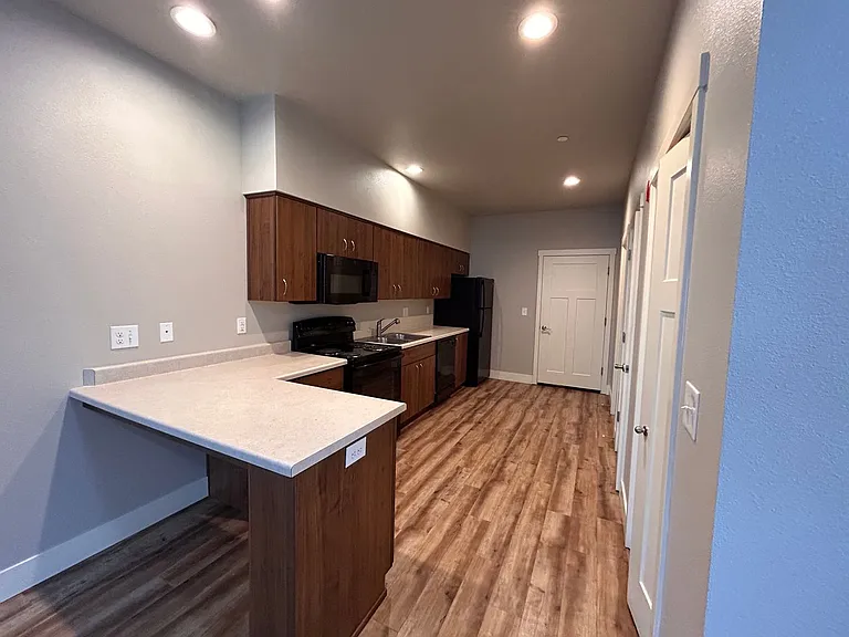 30625 SW Willamette Way E — Photo 18