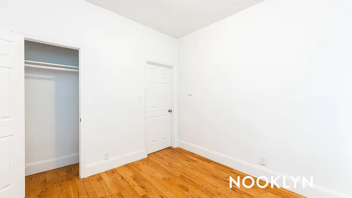 Rented by Nooklyn NYC LLC | media 24