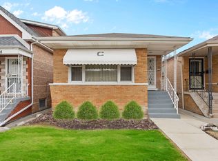 8805 S Honore St, Chicago, IL 60620