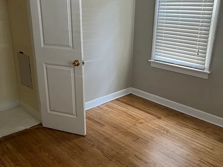 3039 Wentworth Ave — Photo 14