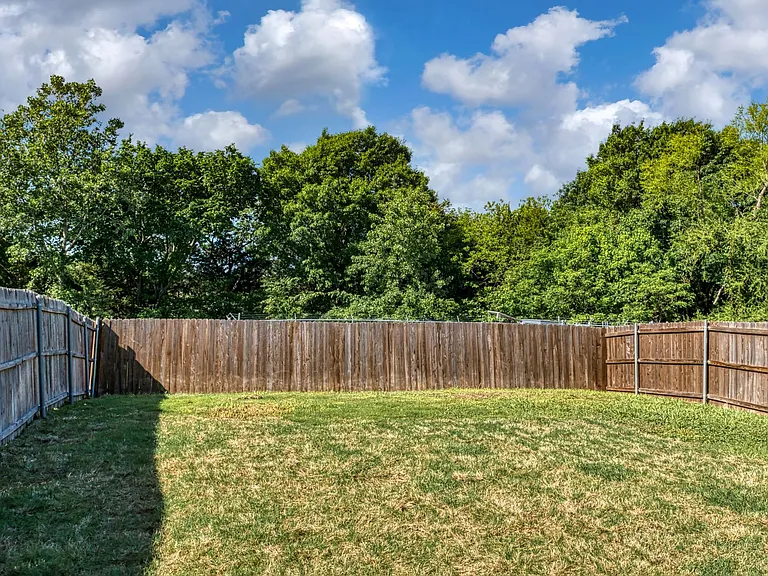 339 Orbit Dr — Photo 26