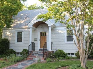 2321 S Buchanan St, Arlington, VA 22206